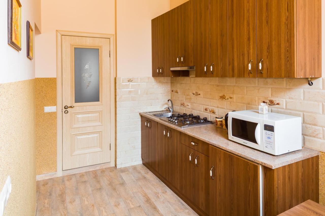 Apartment On Lesya Kurbasa 7 利沃夫 外观 照片